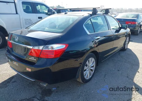 2013 Honda Accord Touring from USA, damaged, VIN 1HGCR3F95DA043938
